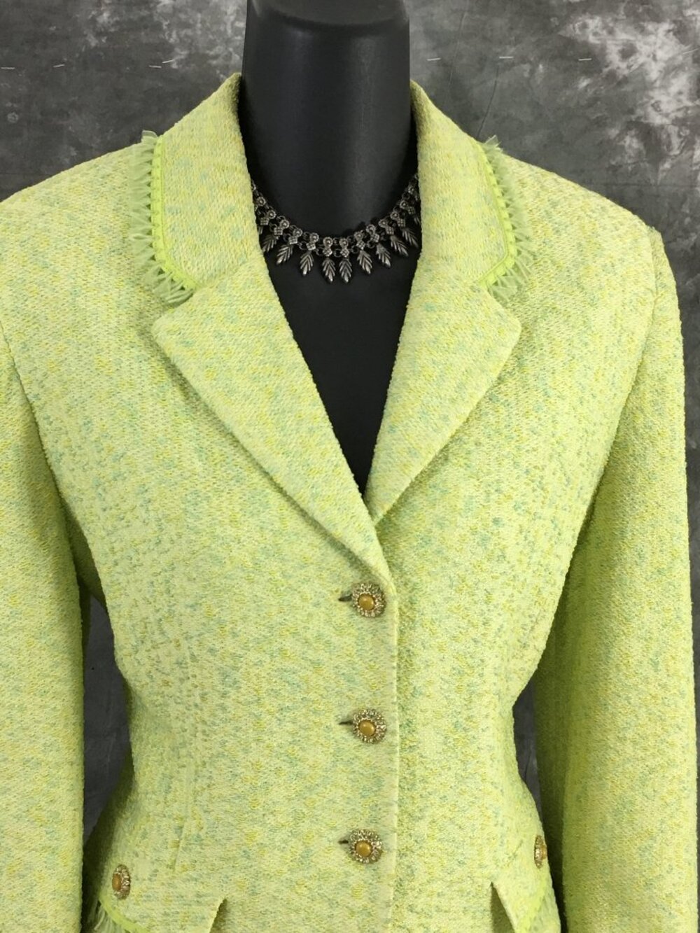 BEAUTIFUL St John couture knit green multi jacket skirt suit size 8 - Picture 5 of 10